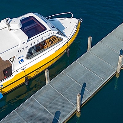 Gehri Bootsschule am Thunersee - Boot aus der Vogelperspektive